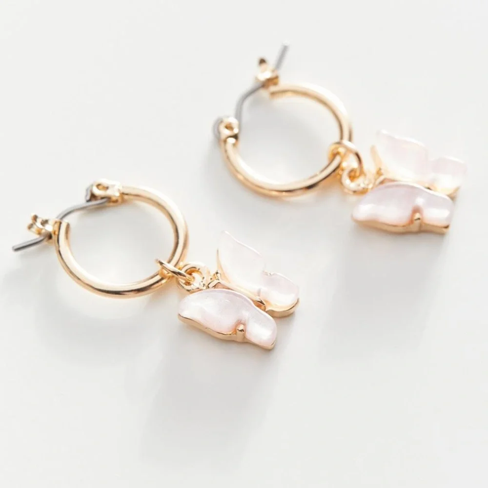 NWT UO Mini Butterfly Charm Earring - Picture 4 of 5